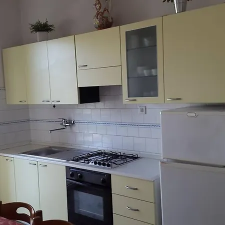 Apartment App. Safari *